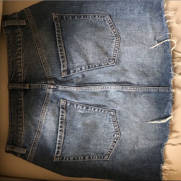 denim mini skirt - Picture 2 of 2
